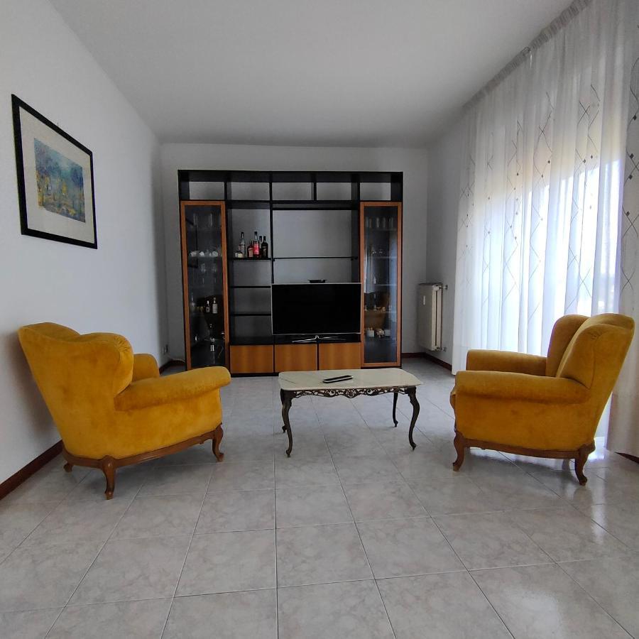 Antonelli Apartment Novara Esterno foto
